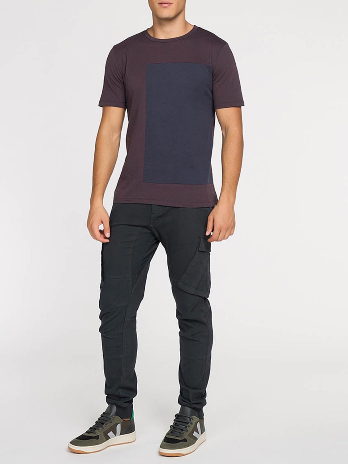 Color Block Crew Neck T-Shirt Burgundy | D