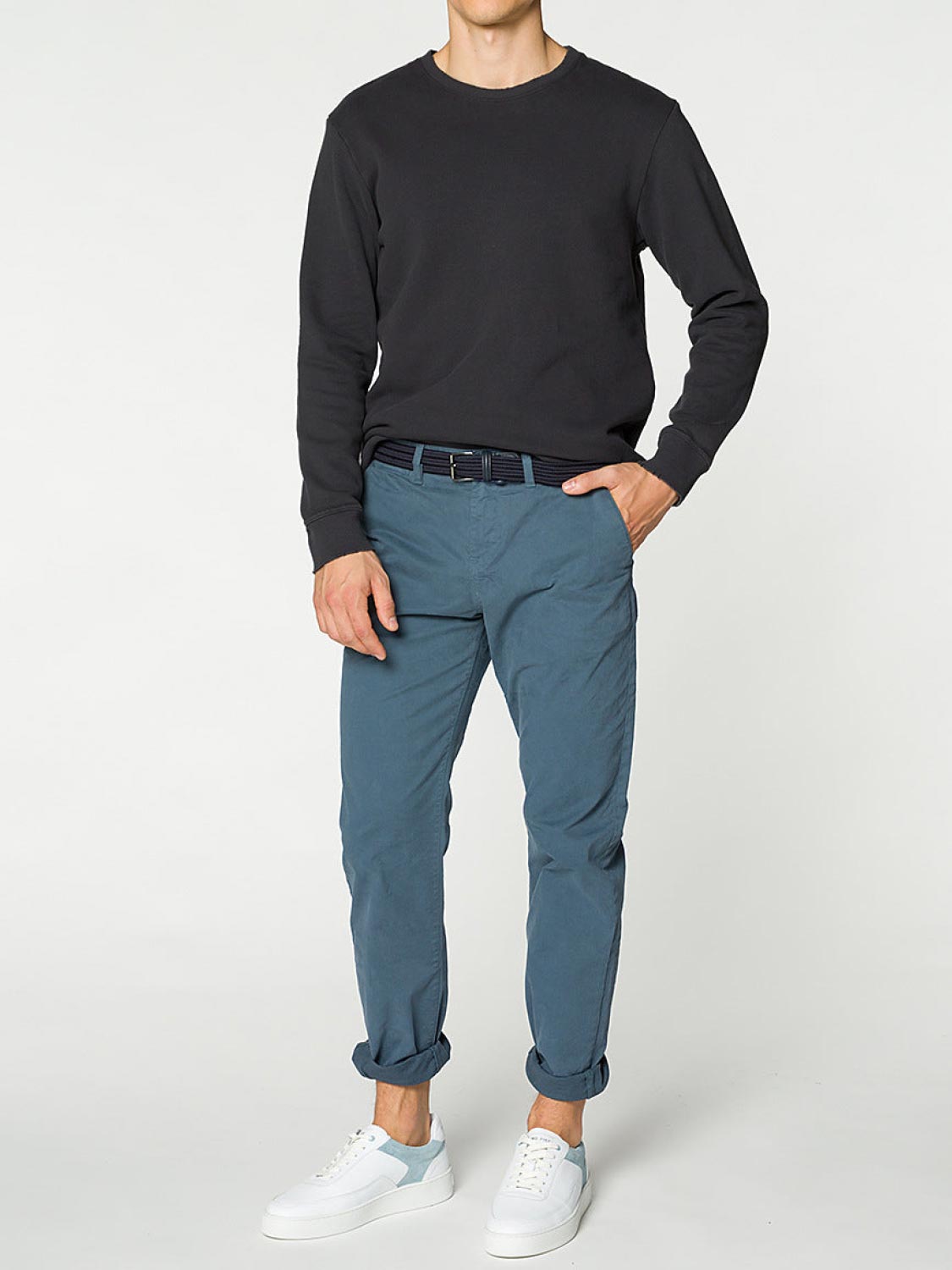 Distressed Crew-Neck Sweatshirt Meteorite Grey | E