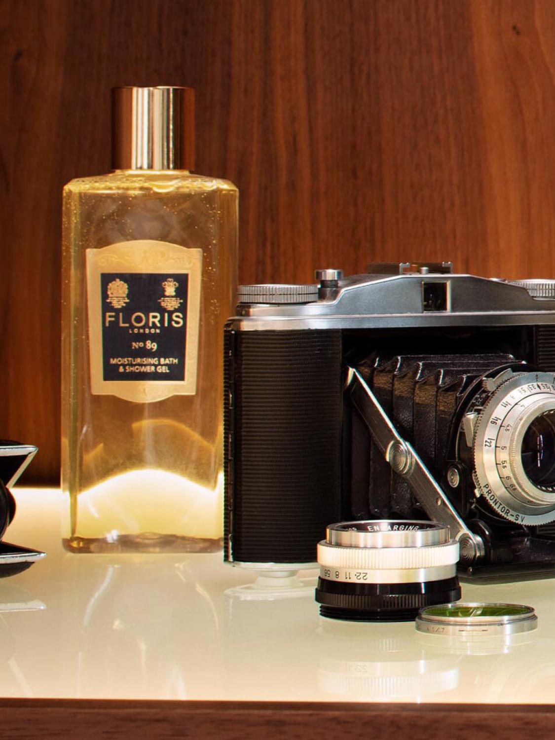 Floris London No. 89 Moisturising Bath And Shower Gel |  C