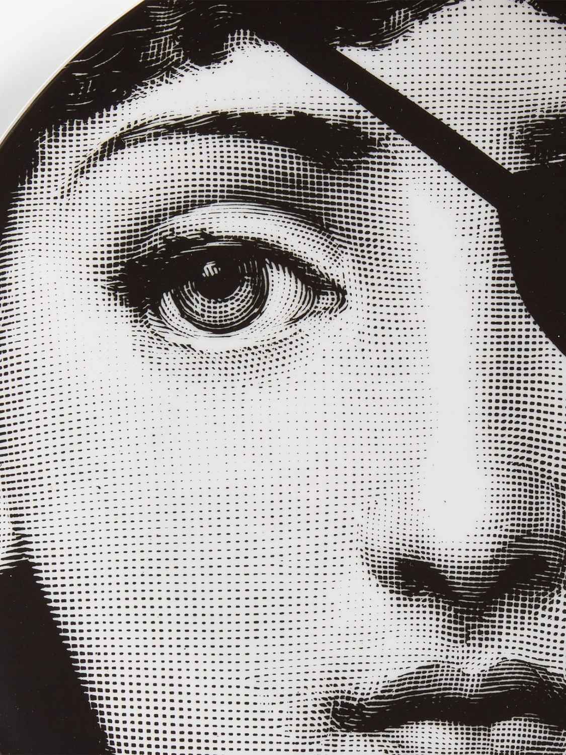 Fornasetti Wall Plate Tema e Variazioni n.8