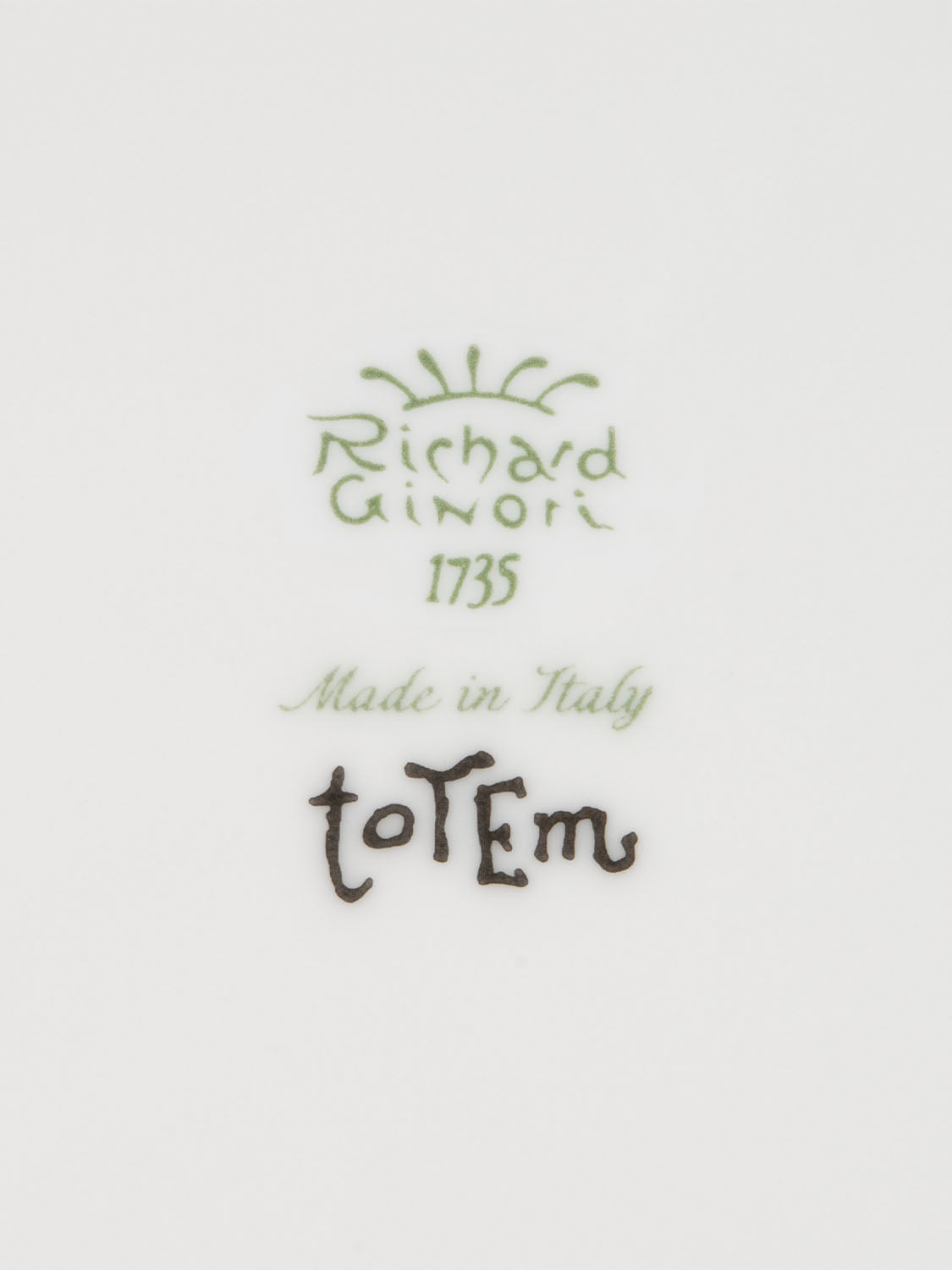 Richard Ginori Totem Cat Round Box