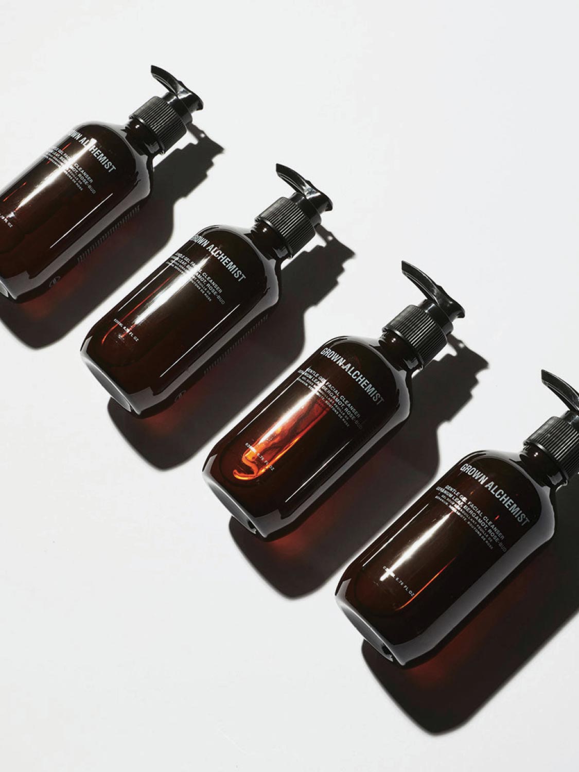 Grown Alchemist Gentle Gel Facial Cleanser Geranium Leaf Bergamot and Rose-Bud | D