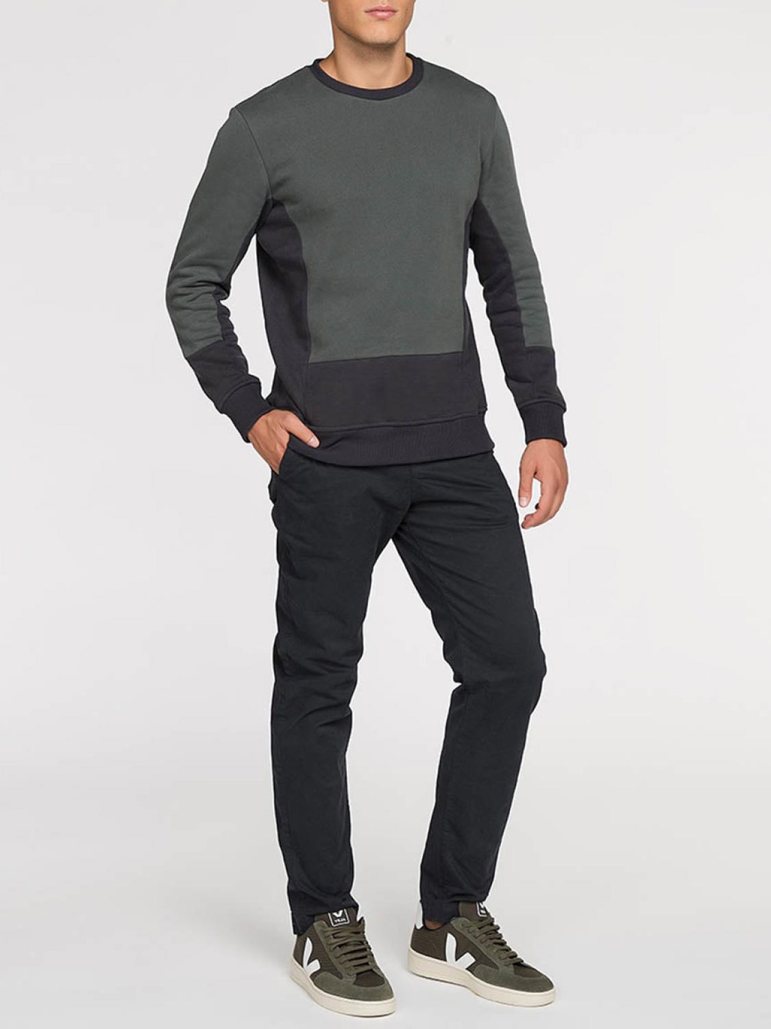 Horizontal Color Block Crew Neck Sweatshirt Khaki | D