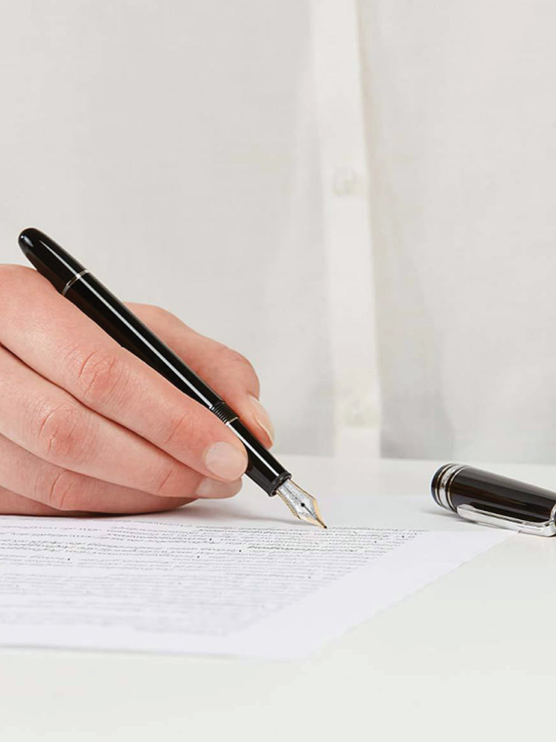 Montblanc Meisterstück Platinum-Coated Classique Fountain Pen