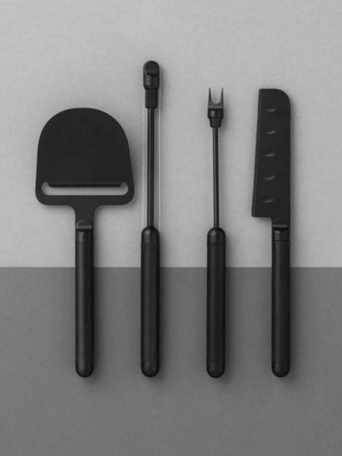 Normann Copenhagen Pebble Cheese Fork Black | C