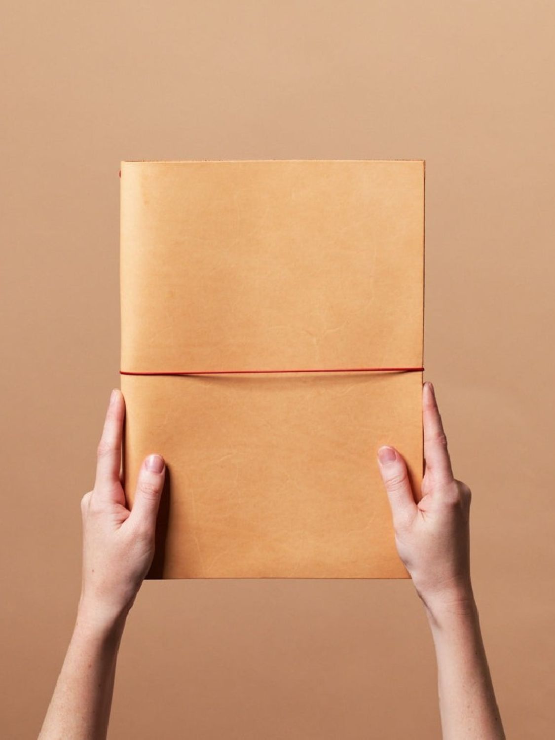 Paper Republic Grand Voyageur XL Leather Journal Sand