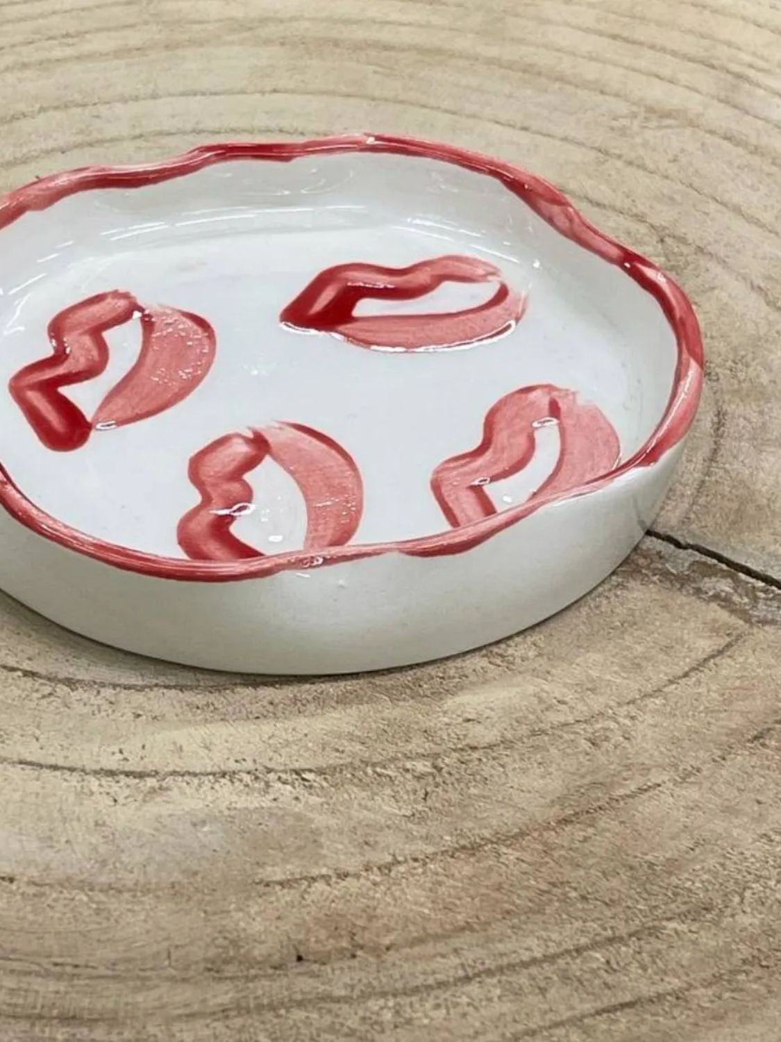 Σταχτοδοχείο Rhea Kalo Squashed Ashtray Red Kisses