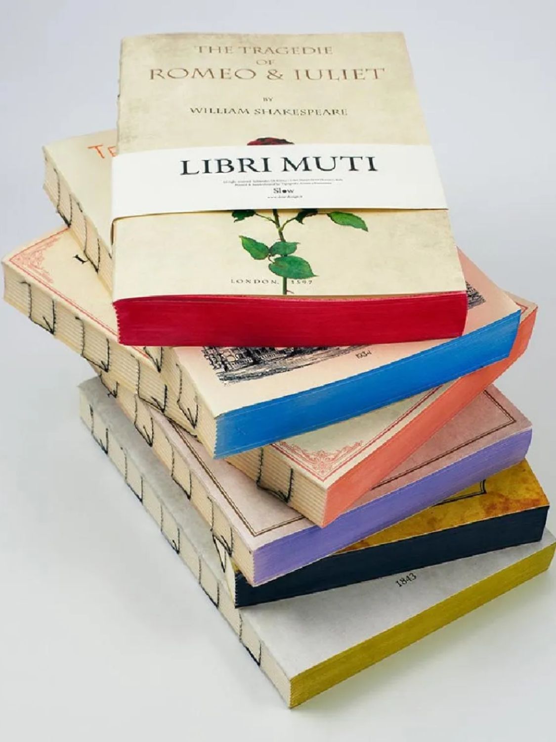 Slow Antique Notebook Out of Africa Libri Muti