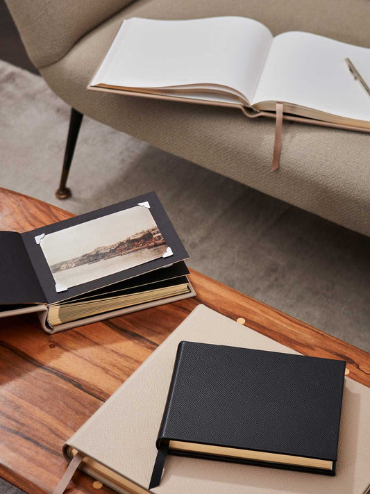 Small Visitor Book in Panama Gross Grain Leather Black