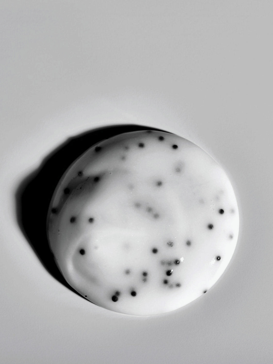 The Grey Exfoliating Face Scrub | C