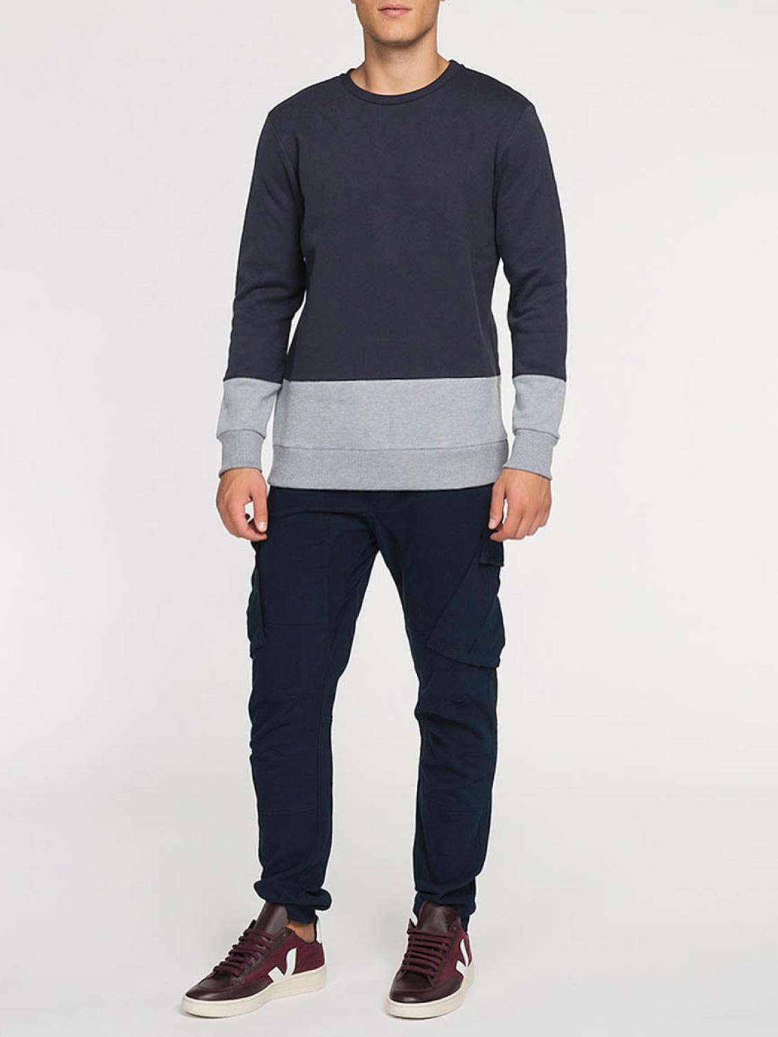 Vertical Color Block Crew Neck Sweatshirt Navy Blue | D