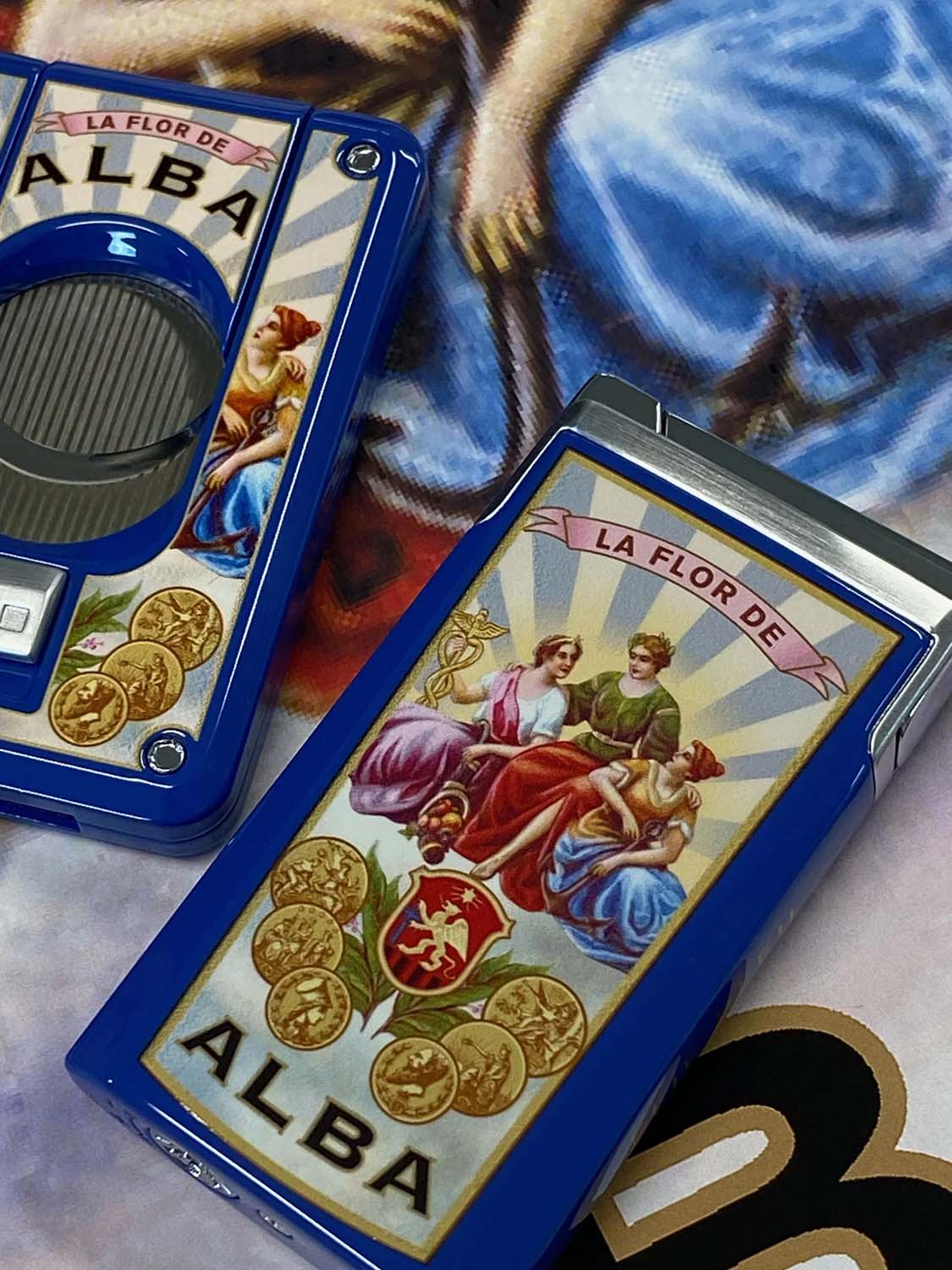 Elie Bleu Flor De Alba Lacquer Lighter