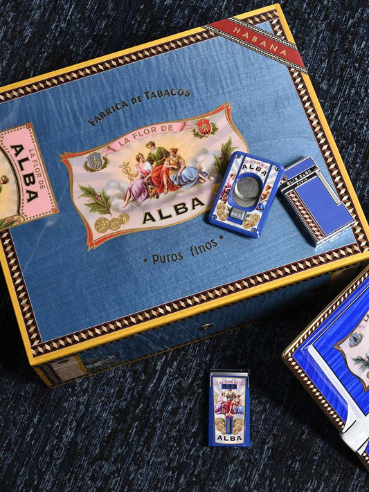 Elie Bleu J15 Flor De Alba Pocket Lighter Lacquer