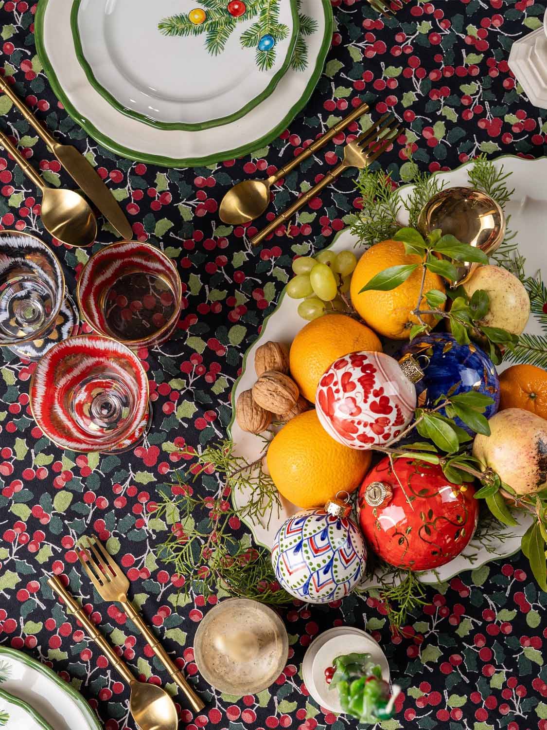 Χριστουγεννιάτικη Διακοσμητική Μπάλα Les Ottomans Hand-Painted Christmas Ball Red Large