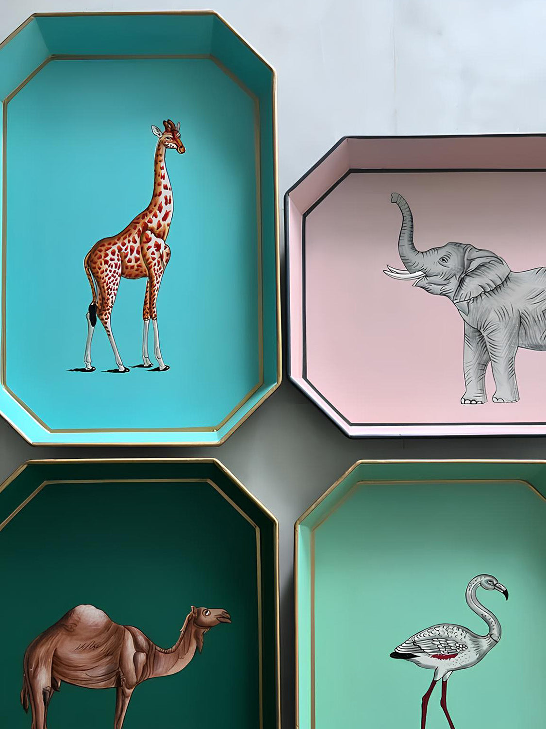 Les Ottomans Fauna Elephant Hand-Painted Iron Tray