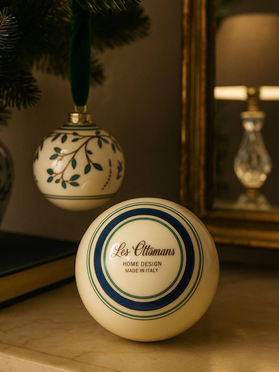 Χριστουγεννιάτικη Διακοσμητική Μπάλα Les Ottomans Hand-Painted Christmas Ball Flowers Large