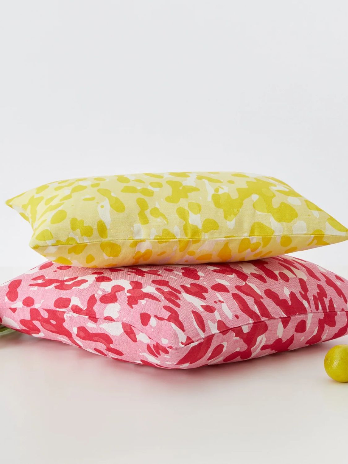 Stories Of Italy Square Make Up Cushion