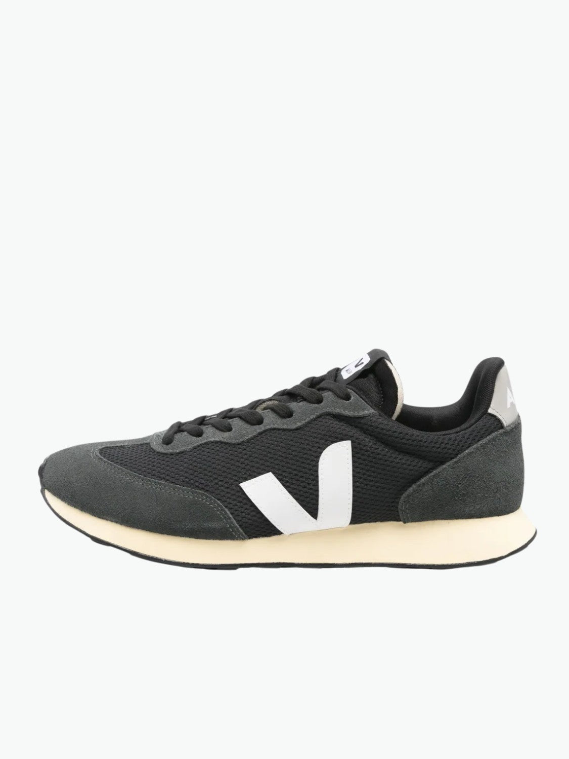 Veja Rio Branco II Alveomesh Black White Sneakers