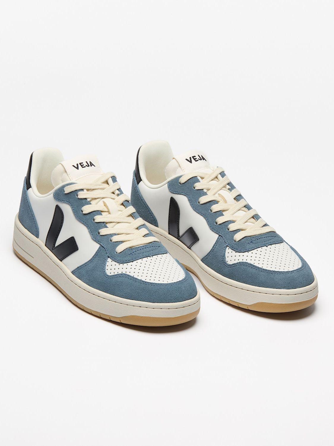 Veja V-10 Leather White Black California