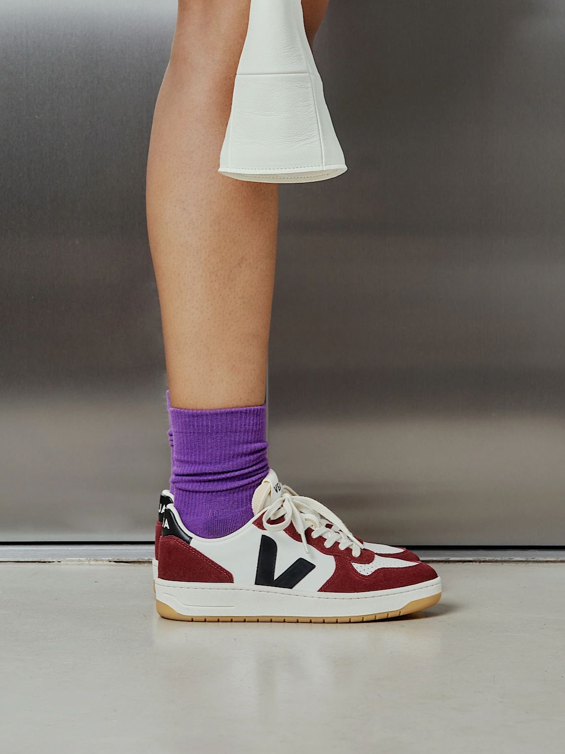 Veja V-10 Leather White Black Amarante